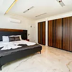 Memories Palace Villa *